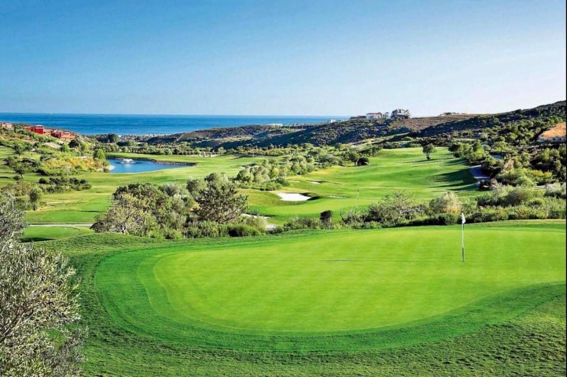Casares Beach Golf Apartment With Private Garden Direct Pool Access Extérieur photo